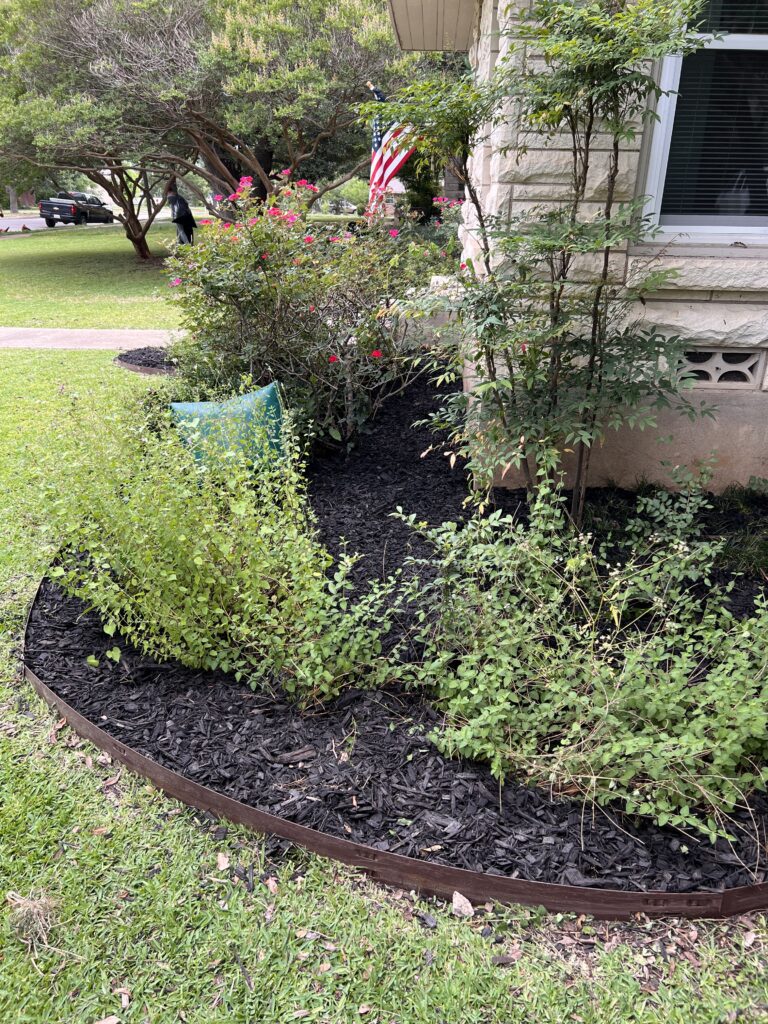 Fix Lawns & Landscaping Mulching, Shrub and Tree Maintenance - Belton, Harker Heights, Temple, Texas